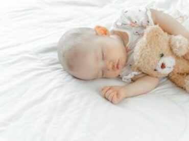 Bebeklerin uyumamasının nedenleri